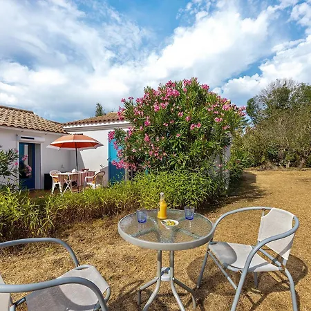 D'hotes Le Viel Echalier Bed & Breakfast