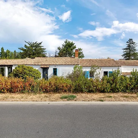 D'hotes Le Viel Echalier Bed & Breakfast 3*